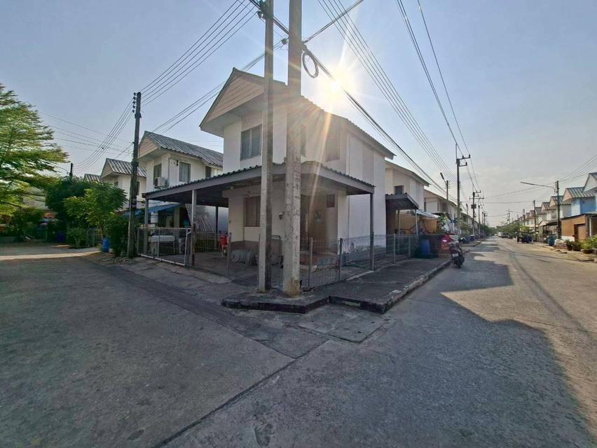 ขายบ้าน 2 ชั้น หลังมุม เอื้ออาทรคลอง5/2 คลอง5 คลองหลวง 2