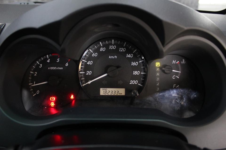 รหัสรถ JRS811 Toyota Vigo Champ TRD ปี 2014 15