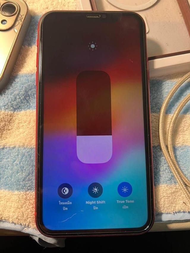  iPhone 11 สีแดง มือสอง 2