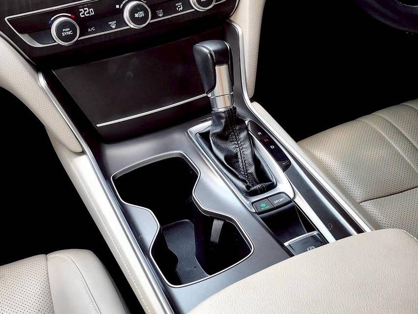 Honda Accord 1.5El ปี19 10