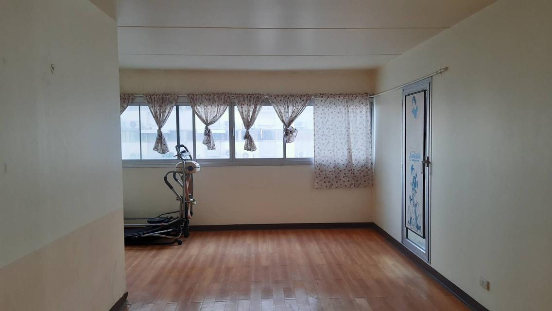 ขายป๊อปปูล่าคอนโด คอนโดเมืองทองธานี อาคาร C7 ชั้น5 ห้อง 41 ตรม. มีระเบียง 1