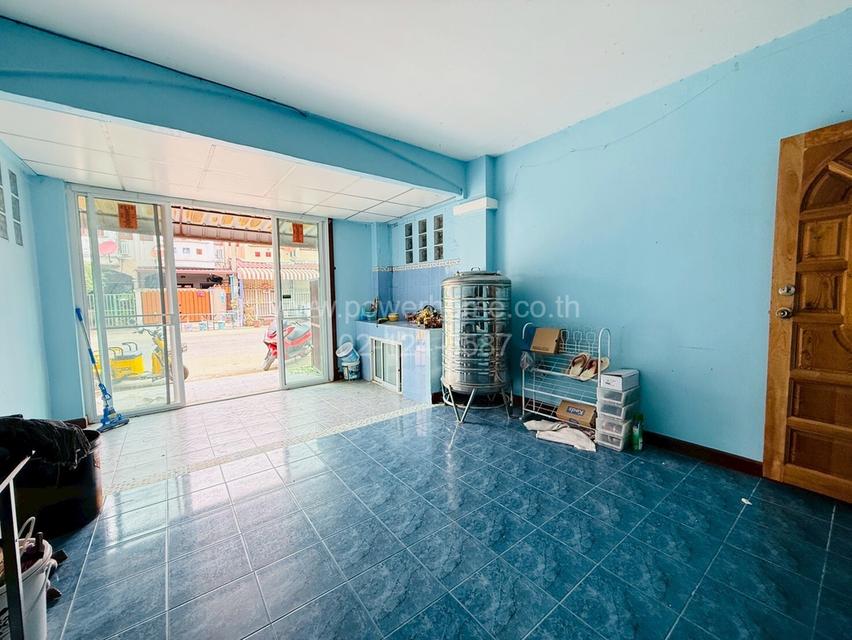 หมู่บ้านศิริวรรณ บางกรวย – ไทรน้อย ใกล้ที่ว่าการอำเภอบางบัวทอง ถนนบางกรวย – ไทรน้อย ต.บางกรวย อ.บางบัวทอง จ.นนทบุรี 7