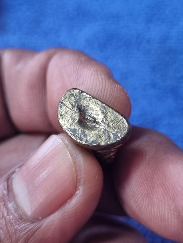 รูปหล่อหลวงพ่อเงิน ปี15 ไม่รู้พิมพ์ 5