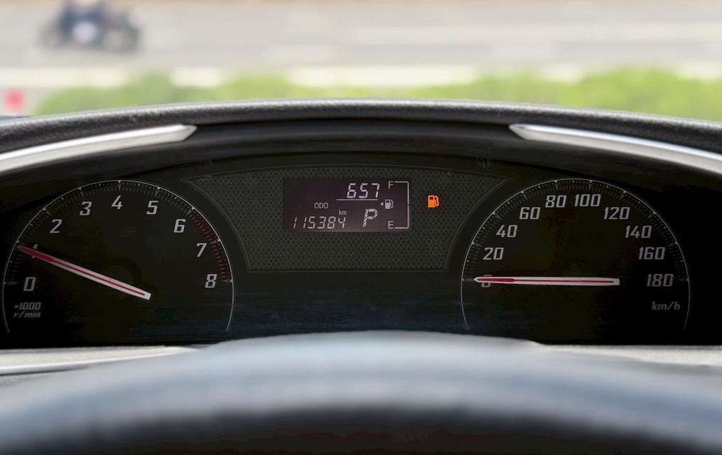 Toyota Sienta 1.5G ปี20 รูปที่ 7