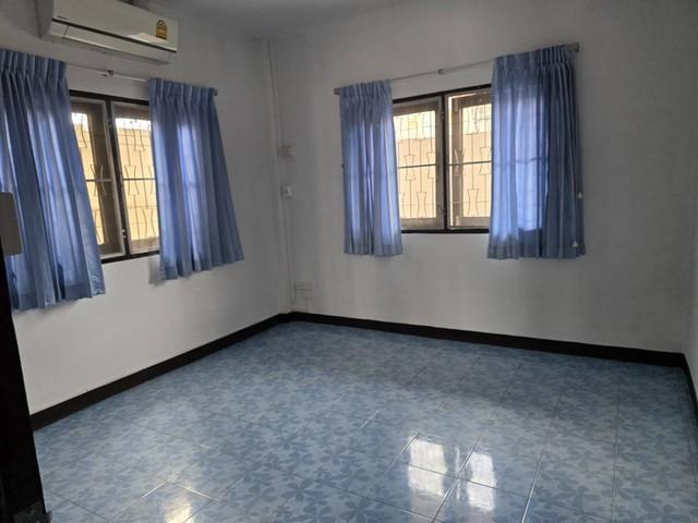 ให้เช่าบ้านเดี่ยว 1 ชั้น 64 ตร.ว. ถนนโชคชัย 4 กองปราบ ใกล้ MRT โชคชัย 4 6