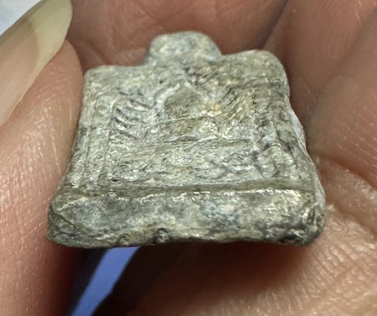 เหรียญหล่อโบราณพิมพ์สมาธิหลังจาร เนื้อชินตะกั่ว 6