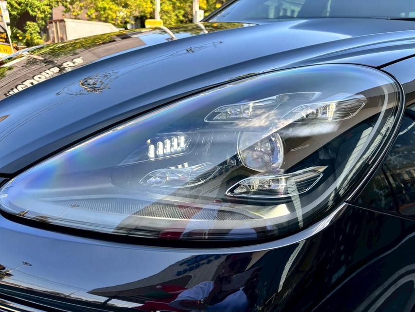 รหัสรถ KPV6474 2021 PORSCHE CAYENNE COUPE E - HYBRID สีดำ 3