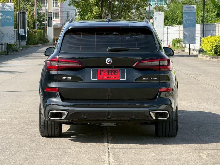 รหัสรถ PBG9999 BMW X5 xDrive45e M Sport ปี 2022