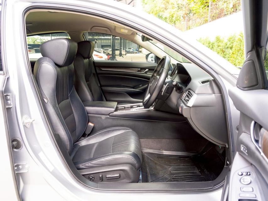 Honda Accord 1.5 EL Turbo ปี 2019  10
