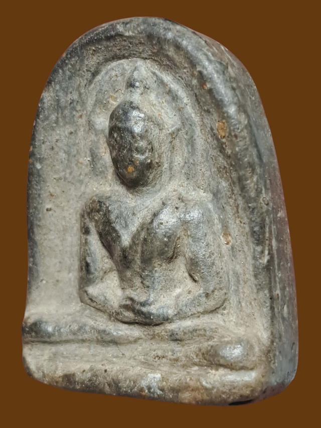 พระซุ้มกอเปิดเช่าบูชา รูปที่ 2