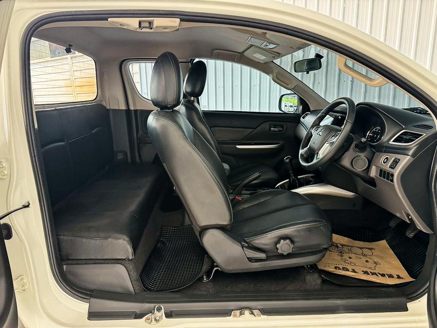 Mitsubishi TRITON 2.4 GLS PLUS CAB รุ่นรองท็อป ปี2017 ดีเซล เกียร์ธรรมดา รูปที่ 10