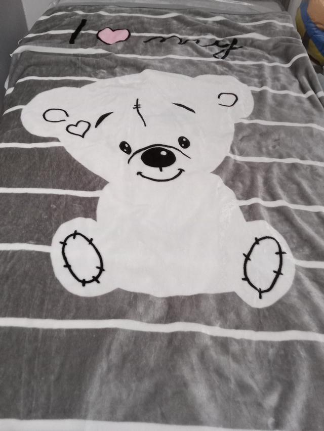 ผ้าห่มนวม  3 ฟุต มือสอง รูปที่ 3