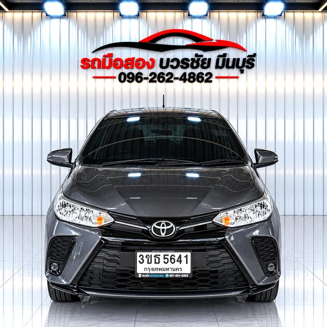 ปี 2022 TOYOTA YARIS 1.2 ENTRY HATCHBACK A/T (3ขธ 5641 กทม.) *เลขไมล์ 34,xxx km.สีเทา