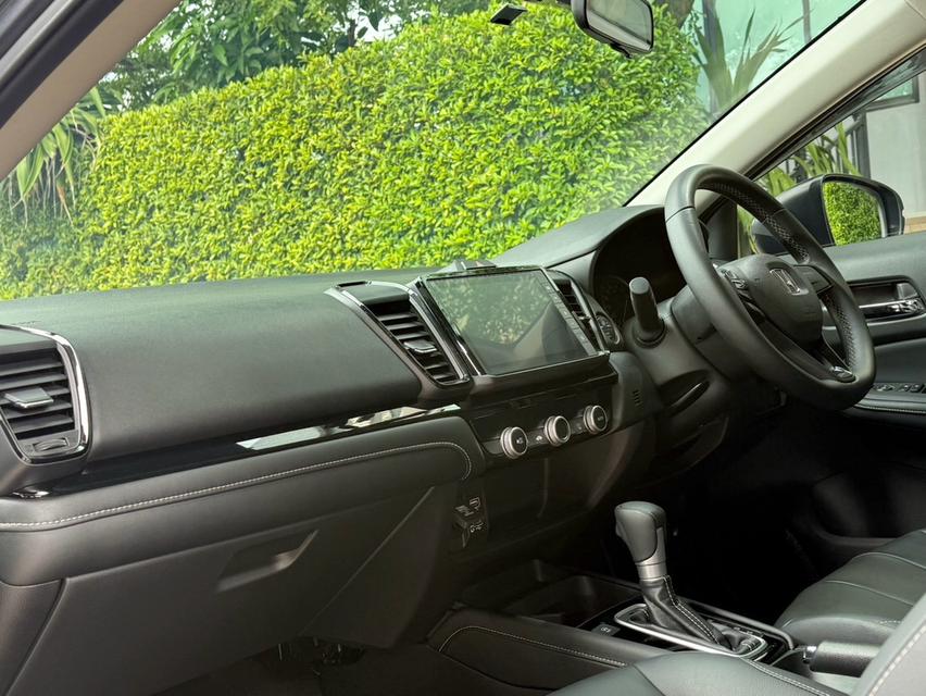 2023 HONDA CITY 1.0 TURBO SV รถมือเดียวออกป้ายแดง สภาพป้ายแดง วิ่งน้อยเพียง 18,000 กม รถไม่เคยมีอุบัติเหตุครับ 11
