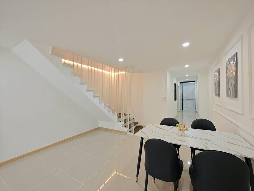 ณัฐกานต์ 3-5 พหลโยธิน52 7