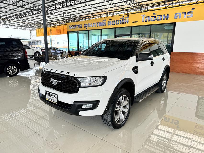 Ford Everest 3.2 Titanium+ (ปี 2017) SUV AT - 4WD รถสวย คุณภาพดี ราคาถูก ไมล์น้อย ฟรีดาวน์ รถมือสอง