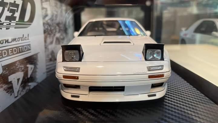 IG2870 1/18 INITIAL D Mazda Savanna RX-7 Infini (FC3S) White 2