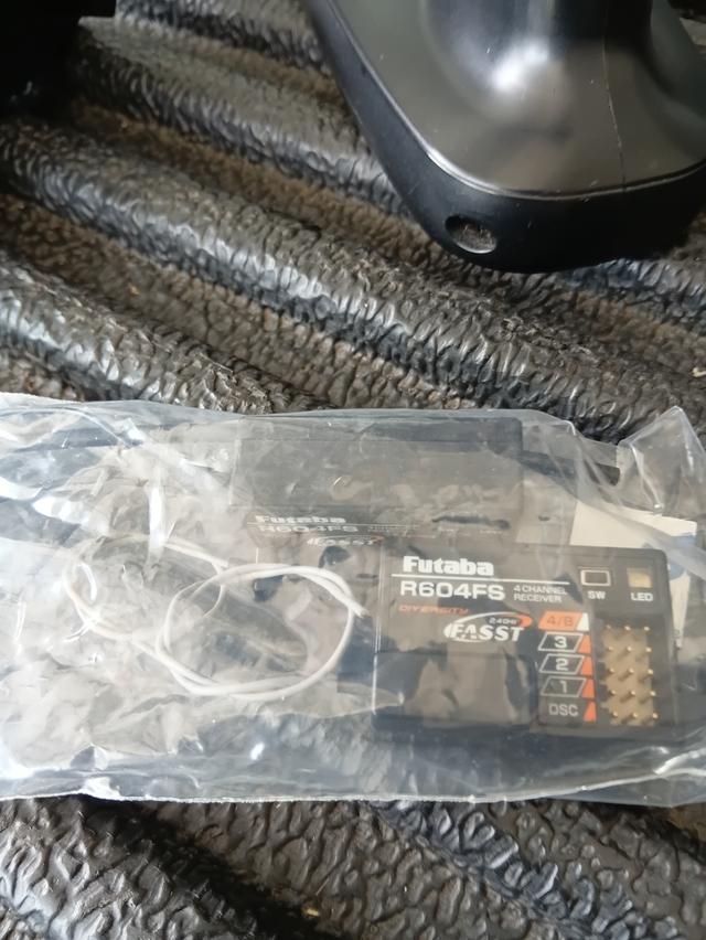 รีโมทรถบังคับไฟฟ้า ใช้ได้กับรถบังคับทุกชนิด