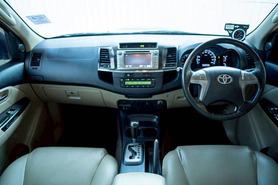 TOYOTA FORTUNER 2.5 V รูปที่ 9