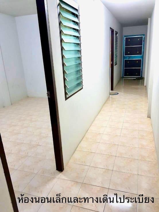 ขายทาวน์เฮ้าส์ 2 ชั้น ย่านท่าวัง นครศรีธรรมราช 3 นอน 2 น้ำ 1.35 ล้านบาท 6