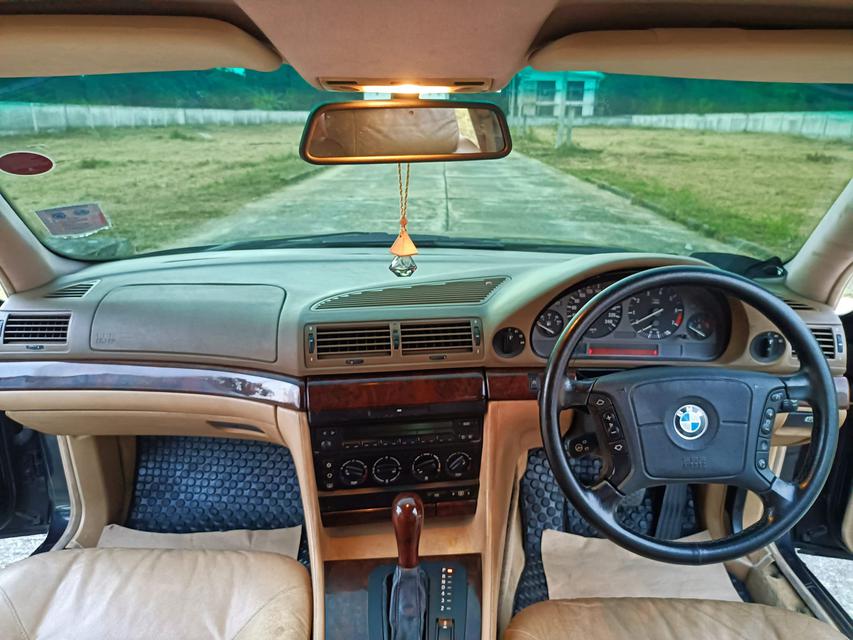 BMW 730IA E38 ปี 1997  เกียร์ auto เครื่องยนต์ 3000cc  พร้อมทะเบียน พษ 7000 กทม.  4