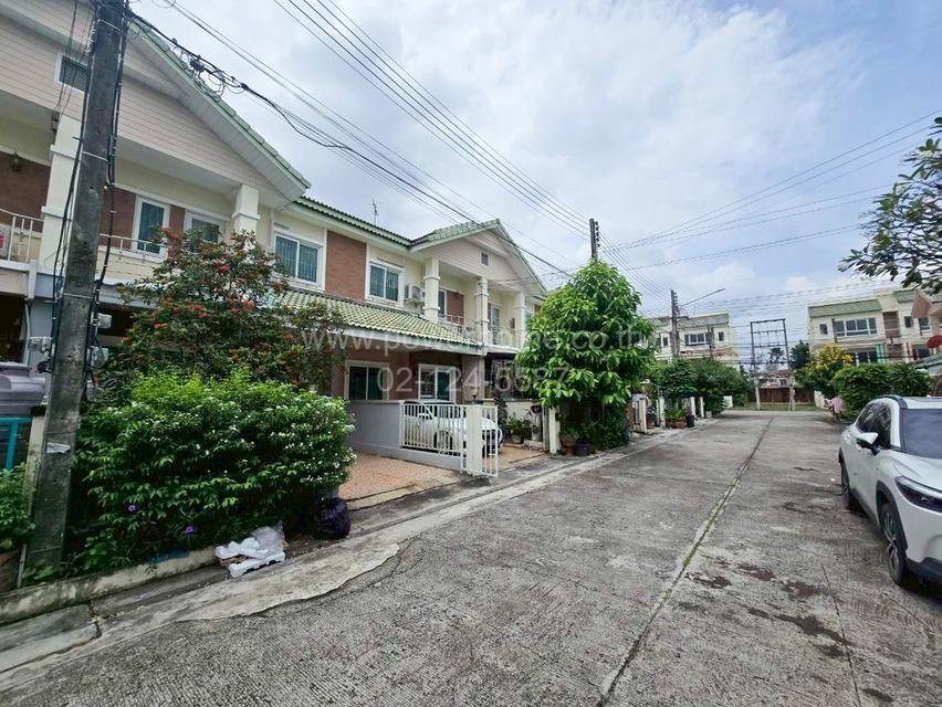 หมู่บ้านสินทรัพย์1 รังสิต-คลอง 4 ซอย 11 ถนนรังสิต-นครนายก ถนนพหลโยธิน ตำบลบึงยี่โถ อำเภอธัญบุรี จังหวัดปทุมธานี     4