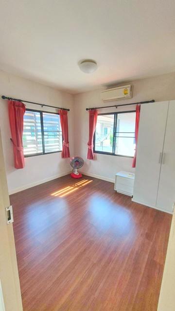 ถูกที่สุดใน ซาฟารี รร. สาธิตพัฒนา 500 ม.บ้านเดี่ยวให้เช่า 2 ชั้น 3นอน 3น้ำ ใกล้ หทัยราษฎร์ 39 เพียง 800 ม. ปัญญาอินทรา 4