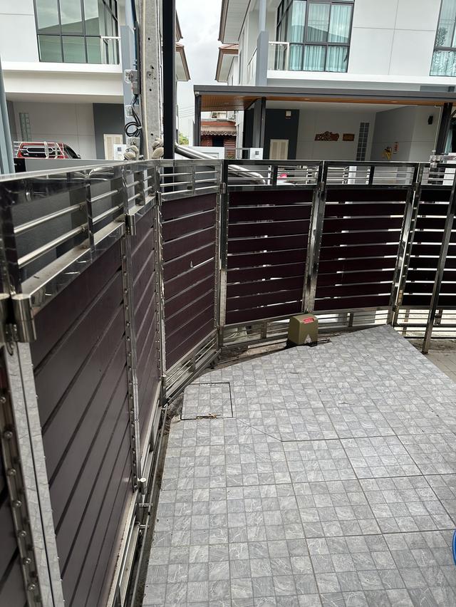 ขาย…บ้านเดียว สองชั้นตกแต่งเรียบร้อย หมู่บ้านวิสดอมกรีนทาวน์ 2 เพชรเกษม 69 ถนนเลียบคลองภาษีเจริญฝั่งใต้ เข้าออกบ้านง่าย อยู่ ซอย 2 2