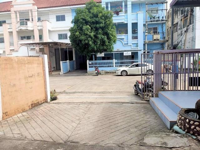 ขายอาคารโรงงาน/โกดัง 3 ชั้น ในโครงการมินิแฟคตอรี่แลนด์ 2 ซอย 2 ถนน พุทธมณฑลสาย 5 ตำบลไร่ขิง สามพราน,นครปฐม 3