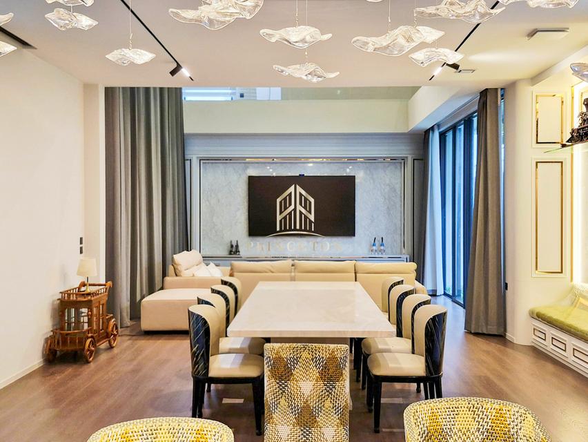 Luxury 3-Storey Modern Home VIVE New Krungthep Kreetha 4