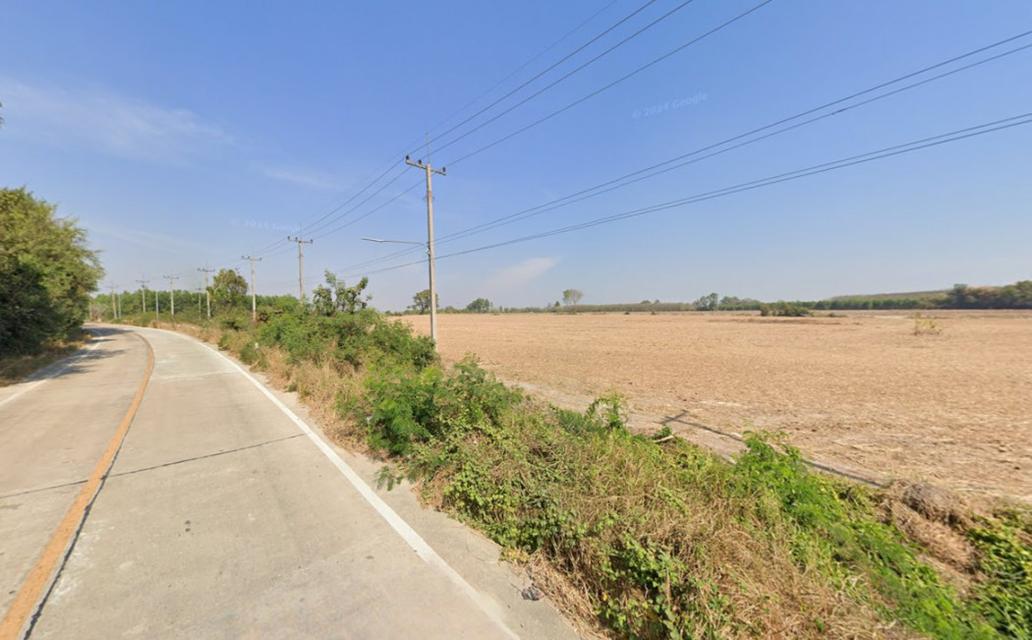 ขาย ที่ดิน ME394 ผัง EEC ม่วงลาย ทำเลดี ถมแล้ว ท่าบุญมี เกาะจันทร์ ชลบุรี . 35 ไร่ 65 ตรว ติดถนนคอนกรีต 2 ด้าน ใกล้ถนน 3 1