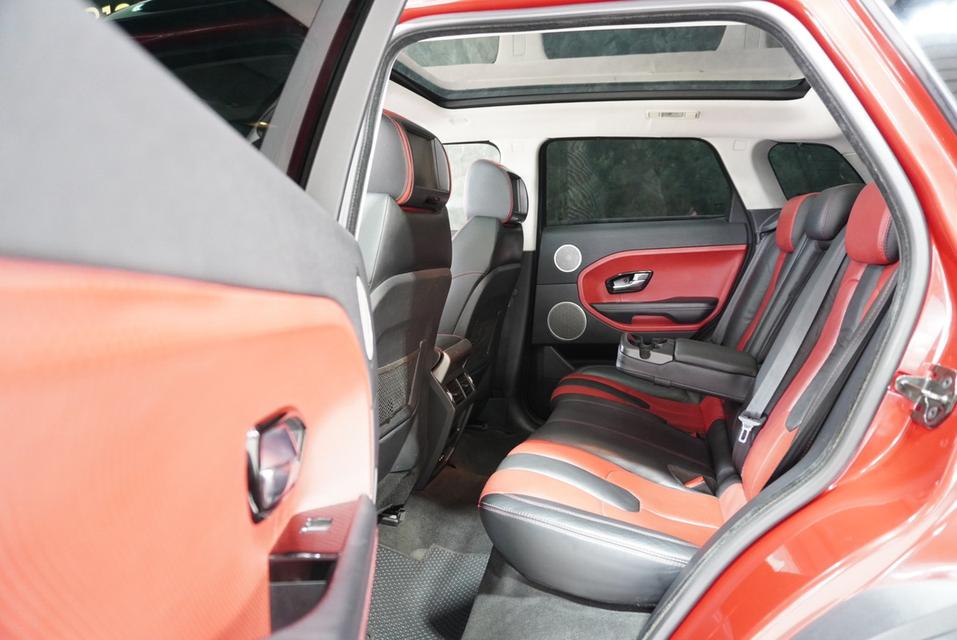 รหัสรถ JRS7445 Range Rover Evoque Si4 2012 สีแดง 9