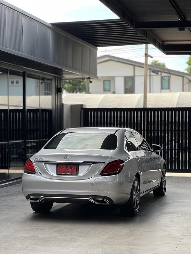 Benz C300e Avantgarde 11