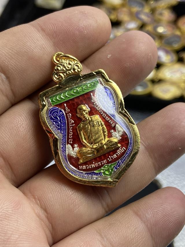 พระเครื่อง, เครื่อง​ลาง