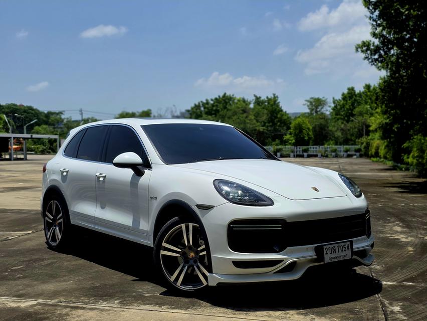 ขาย Porsche Cayenne S 3.0 v6 Hybrid  ปี 2013 แท้  Full Option
