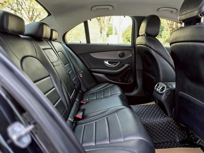 รหัสรถ CBLX4415 Mercedes-Benz C220d Avantgarde (W205 Facelift) 12