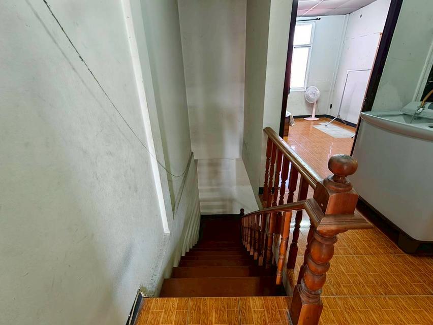 หมู่บ้านอยู่เจริญ 1 ถนนพระองค์เจ้าสาย ต.บึงยี่โถ อ.ธัญบุรี จ.ปทุมธานี 11