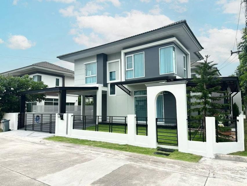 ขายบ้านเดี่ยวใกล้ทางด่วน ใกล้มอเตอร์เวย์ 10