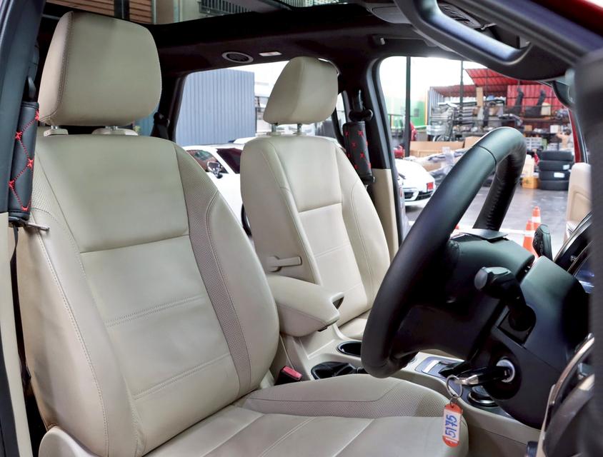 FORD EVEREST 3.2 TITANIUM+ 4WD ปี2016 ตัวท็อปสุดของรุ่น  ชุดแต่งรอบคัน 13