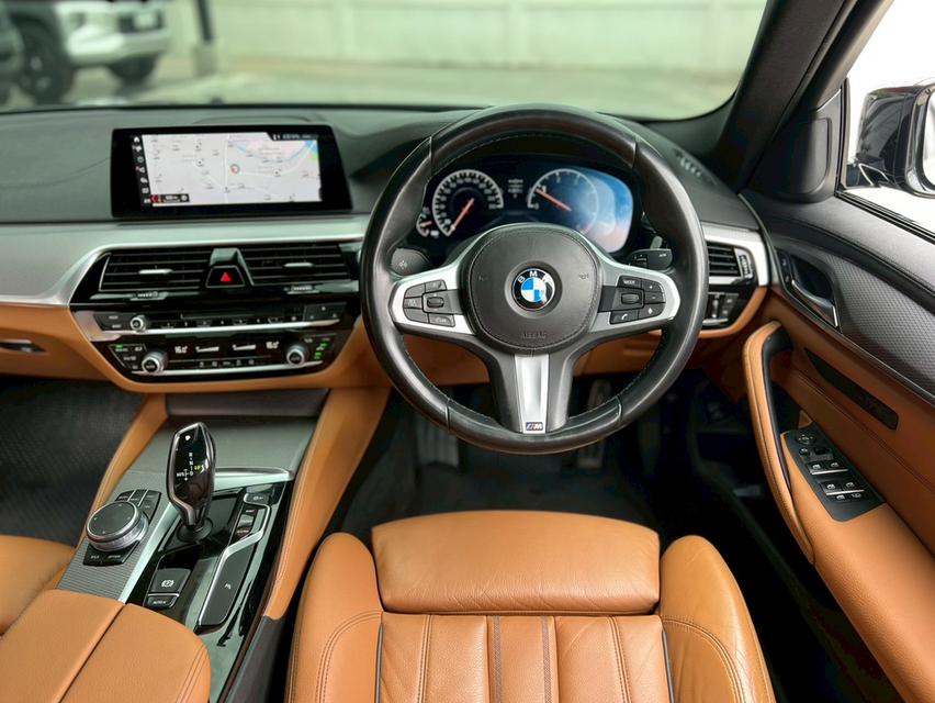 BMW SERIES 5 520d M SPORT ปี 2018 17
