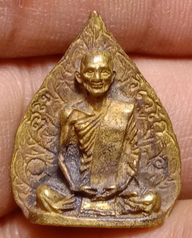พระเครื่อง เจ้าคุณนร..ใบโพธิ์ ปี 2513