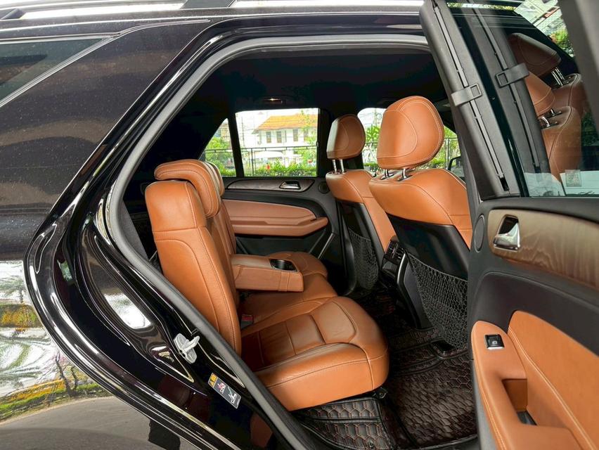 Mercedes-Benz GLE 500 e Exclusive W166 AT ปี 2017 รูปที่ 14