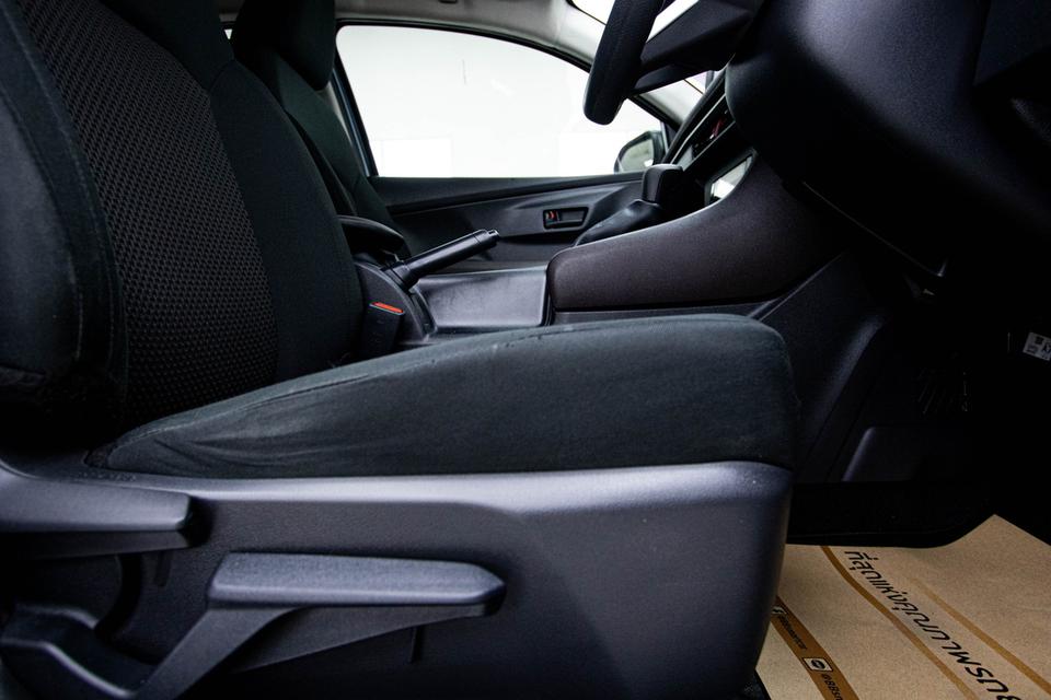 รหัสรถ 5B456 YARIS ATIV  1.2 SPORT 2023 6