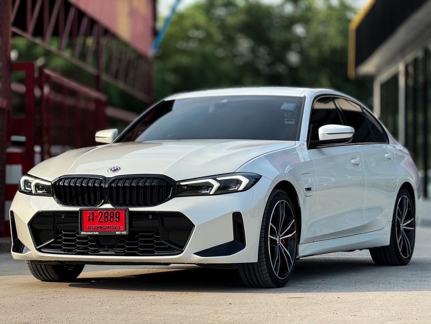 รหัสรถ MCA2889 BMW 330e M Sport LCI 2023