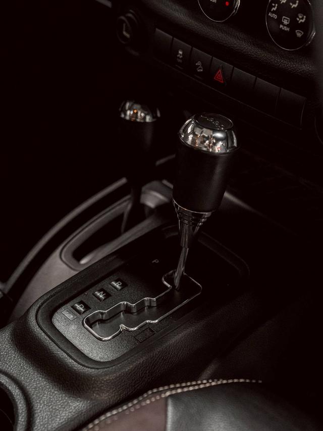รหัสรถ 67GG887 สายลุย Jeep Wrangler Sahara 2014 20