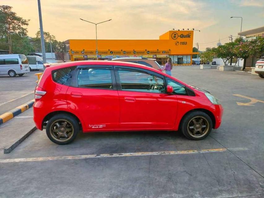 ขาย Honda Jazz GE 1.5 สีแดง ปี 2010 5