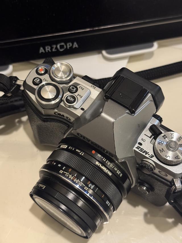 กล้อง Olympus EM5-II + Lense Olympus 17mm 3