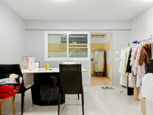 ทาวน์เฮ้าส์ 3.5 ชั้น หมู่บ้าน มนเทียรทิพย์ คู้บอน 27 ทำเลดี 3