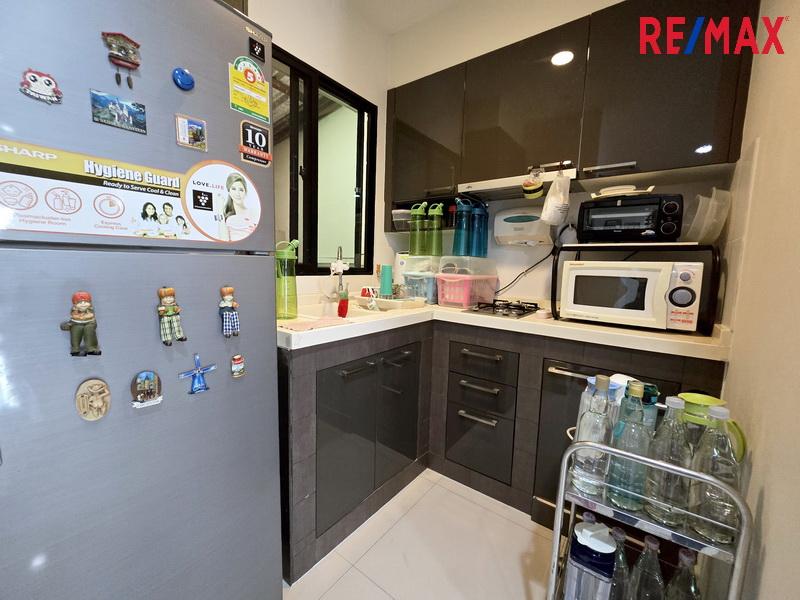 ขายทาวน์โฮม 3 ชั้น บ้านกลางเมือง กัลปพฤกษ์ ใกล้เดอะมอลล์บางแค ซ.ศาลธนบุรี 29/2 กำนันแม้น 6