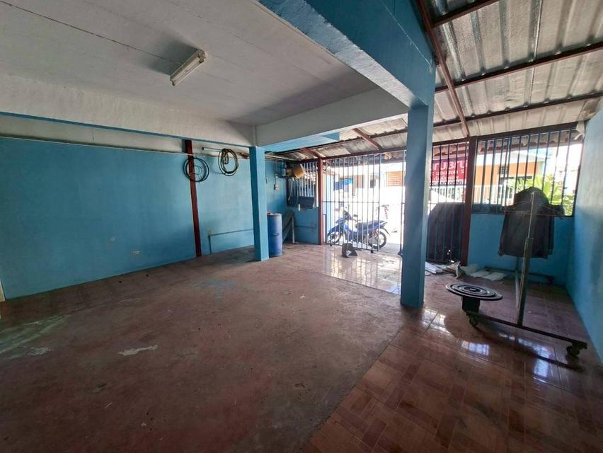 ขายบ้าน 2 ชั้น หมู่บ้านเอื้ออาทรคลอง 3 ติดตลาดเจริญผล ถนนเลียบคลอง3 5